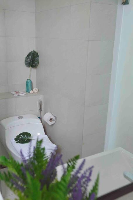 2000sq Ft Luxury @ Imago Mall, Kk Apartment