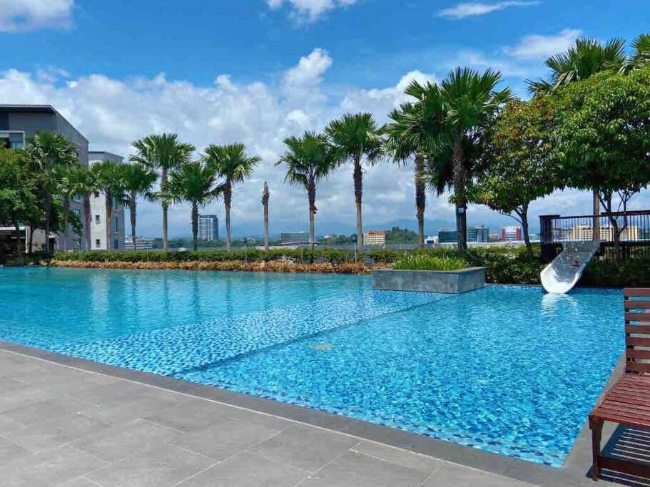 2000sq Ft Luxury @ Imago Mall, Kk Apartment Kota Kinabalu